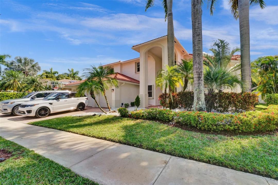 1727 Victoria Pointe Cir, Weston, פלורידה 33327, ארצות הברית של אמריקה 