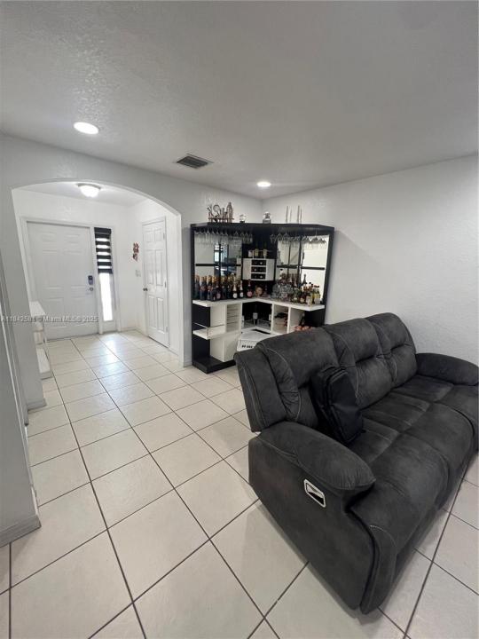 22155 SW 88th Path, Cutler Bay, フロリダ 33190, アメリカ合衆国