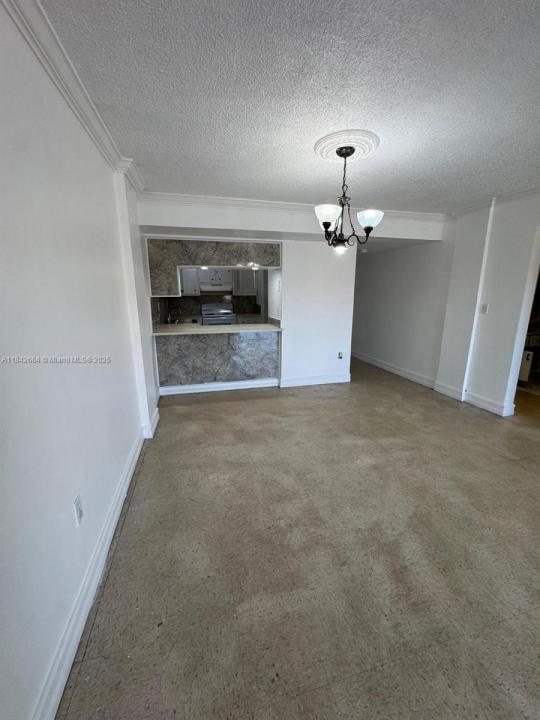 1910 W 56th St 3320, Hialeah, Florida 33012, Estados Unidos