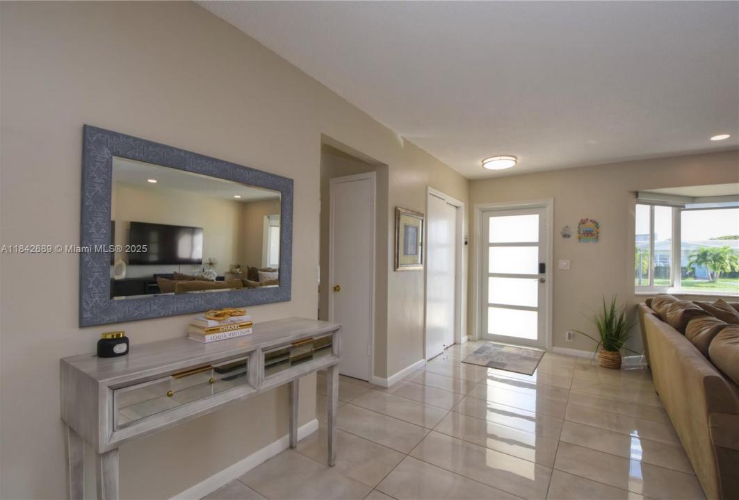 609 S Crescent Dr, Hollywood, فلوريدا 33021, الولايات المتحدة