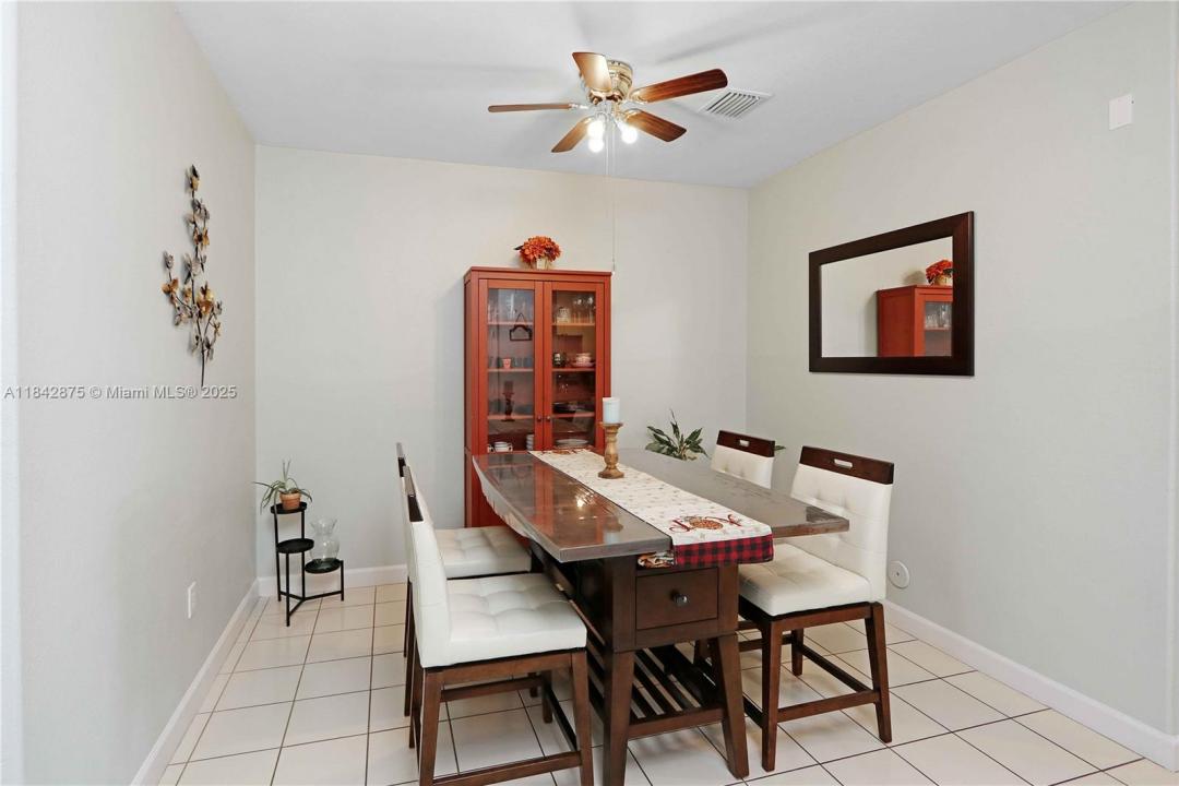 14973 SW 8th Ter, Miami, 佛罗里达州 33194, 美国
