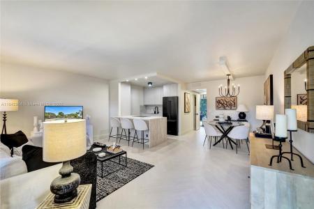 850 SW 133rd Ter 316B, Pembroke Pines, Florida 33027, USA