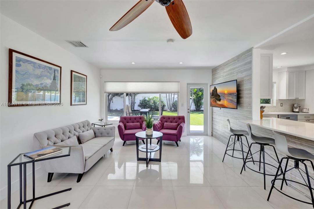 2506 NE 30th St, Fort Lauderdale, Florida 33306