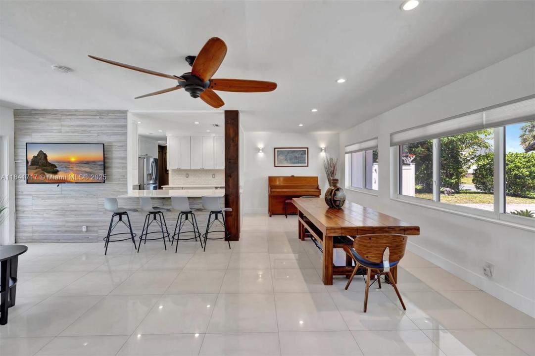 2506 NE 30th St, Fort Lauderdale, Florida 33306