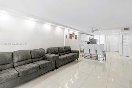 2600 NW 49th Ave 112, Lauderdale Lakes, Florida 33313, USA