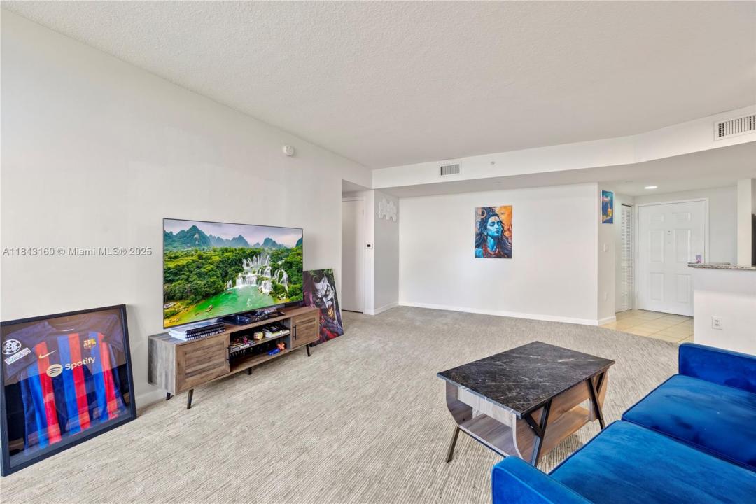 19501 W Country Club Dr 2106, Aventura, Florida 33180, Stati Uniti
