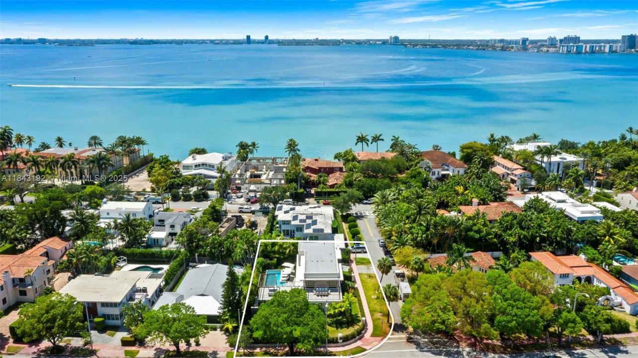 5288 Alton Rd, Miami Beach, פלורידה 33140, ארצות הברית של אמריקה
