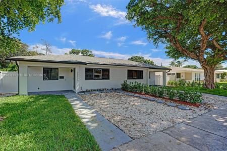 2255 NE 173rd Street, North Miami Beach, Florida 33160, USA