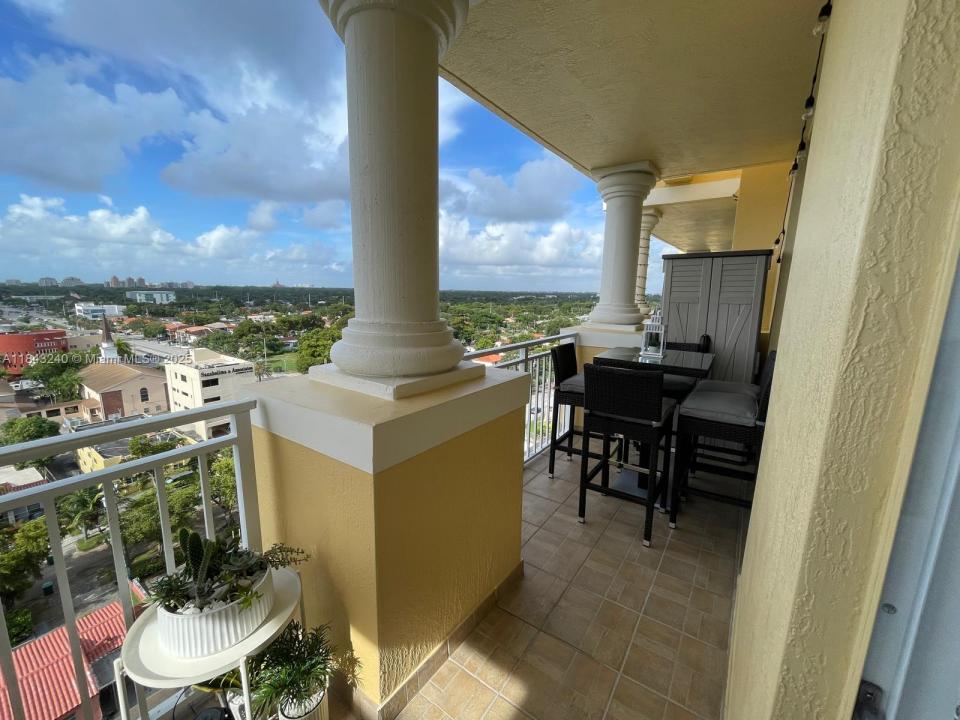 215 SW 42nd Ave PH08, Miami, Florida 33134, HOA KỲ