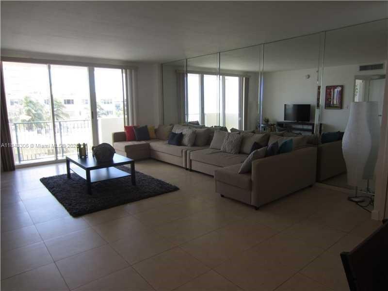 9195 Collins Ave 504, Surfside, Floride 33154, États-Unis