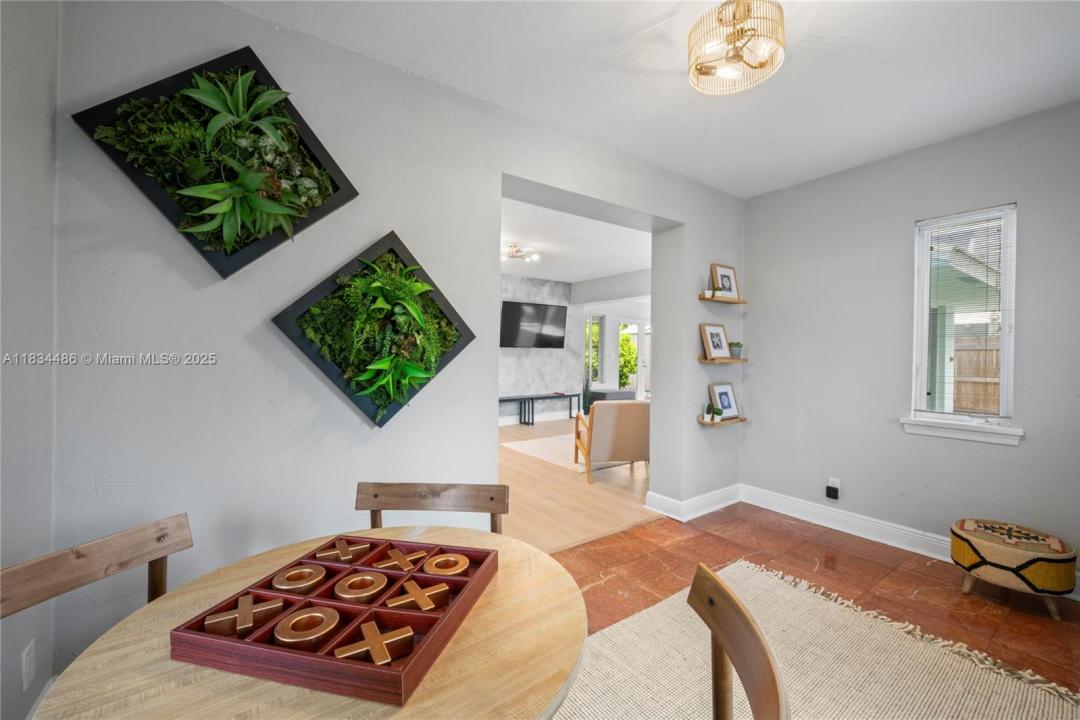 614 NE 10th Ave, Fort Lauderdale, 佛羅里達州 33304, 美國