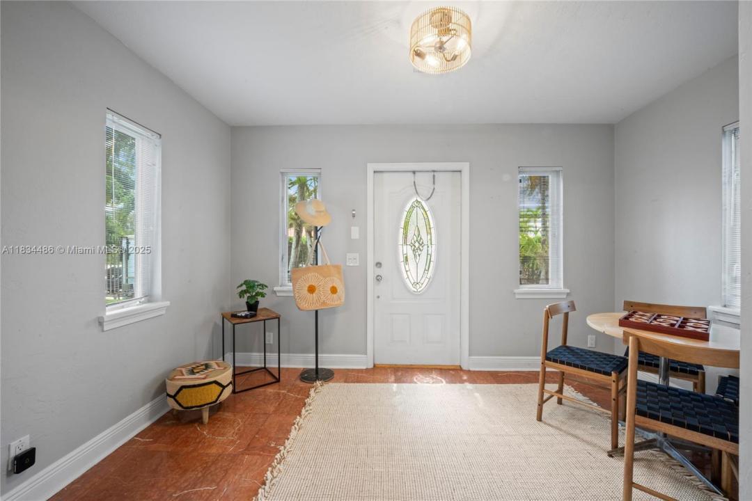 614 NE 10th Ave, Fort Lauderdale, 佛羅里達州 33304, 美國