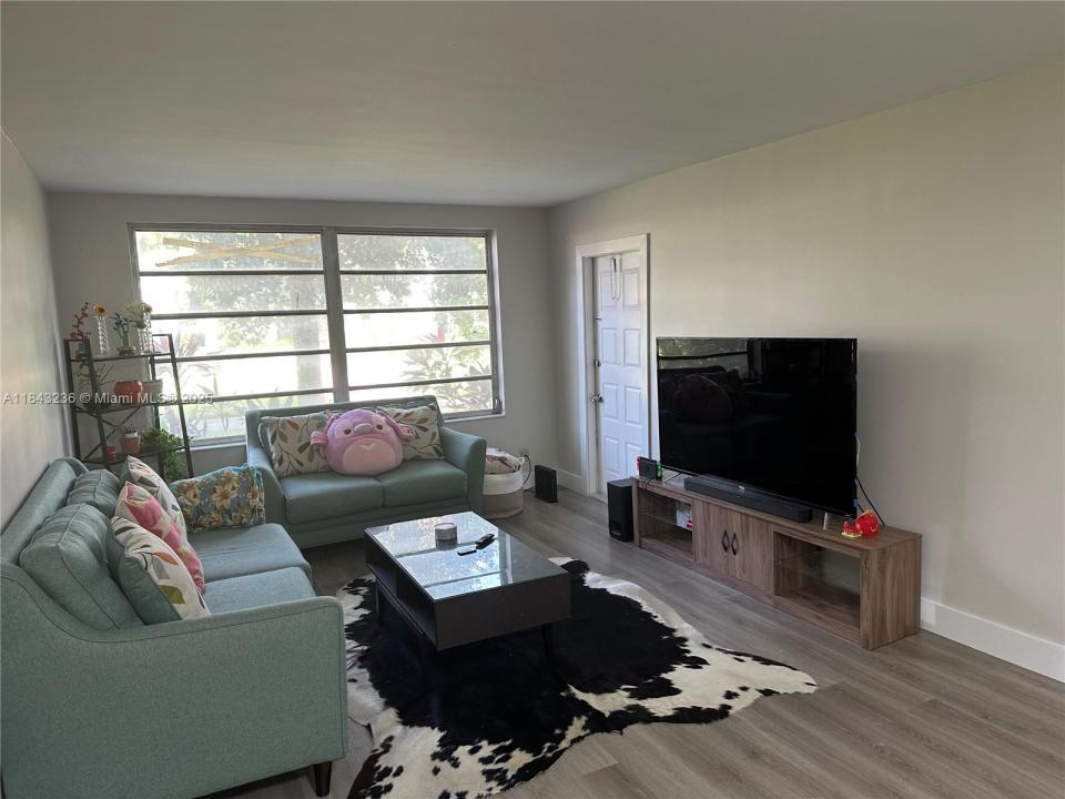 7500 NW 17th St 102, Plantation, Flórida 33313, Estados Unidos