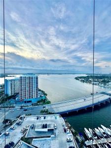 7601 E Treasure Dr PH217, North Bay Village, Florida 33141, USA
