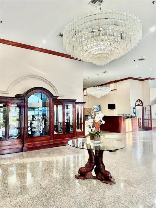 7601 E Treasure Dr PH217, North Bay Village, Flórida 33141, Estados Unidos