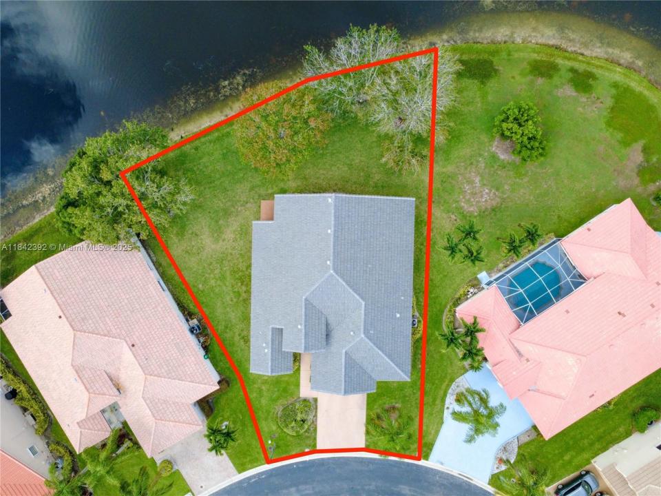 2549 Egret Lake Dr, Green Acres, Florida 33413