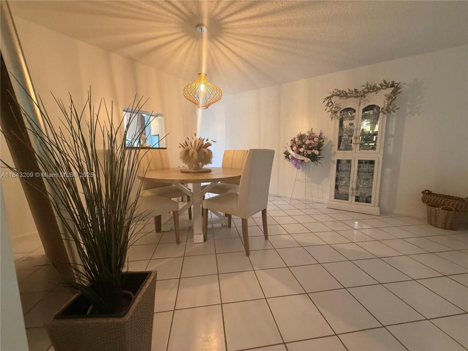 2403 Antigua Cir K1, Coconut Creek, Florida 33066