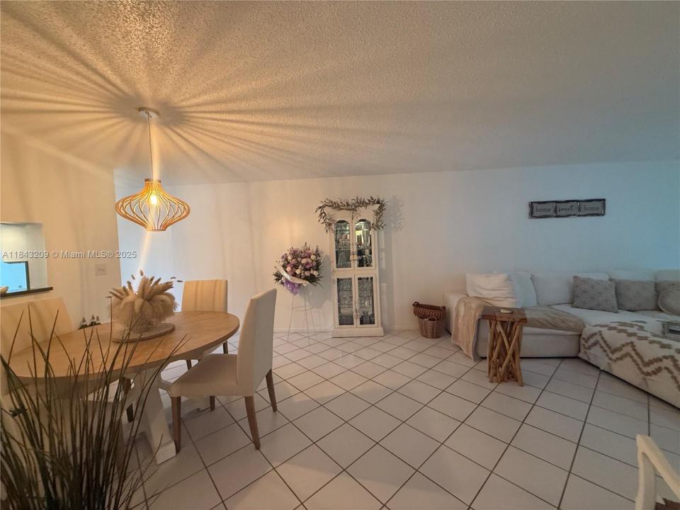 2403 Antigua Cir K1, Coconut Creek, Florida 33066