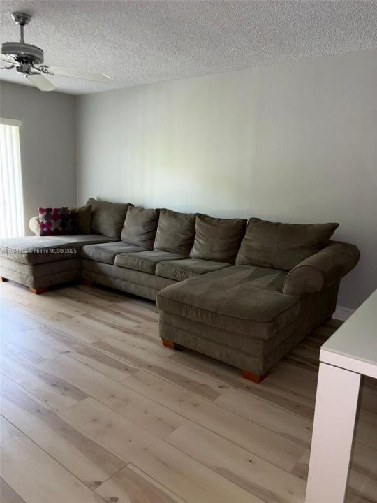 4113 NW 88th Ave 203, Coral Springs, Florida 33065, Amerika Birleşik Devletleri
