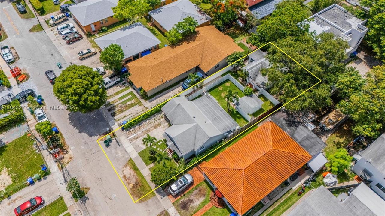 2946 SW 26th St, Miami, Floride 33133, États-Unis