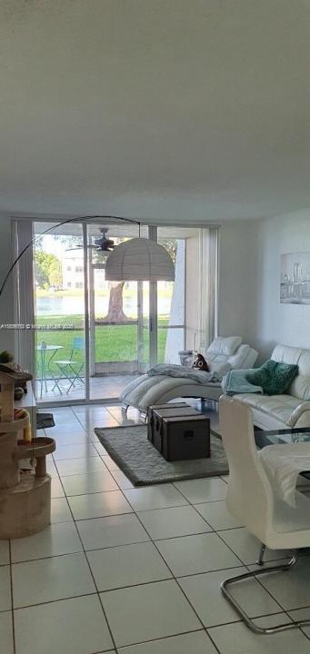 9430 Poinciana Pl 105, Davie, Флорида 33324, Соединенные Штаты