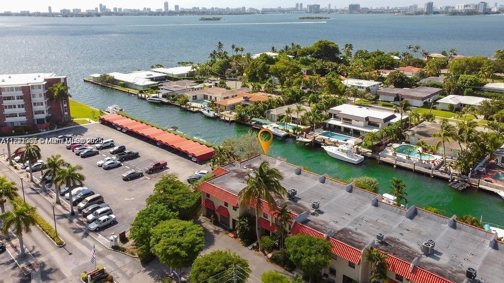 1634 NE 105th St, Miami Shores, Flórida 33138, Estados Unidos