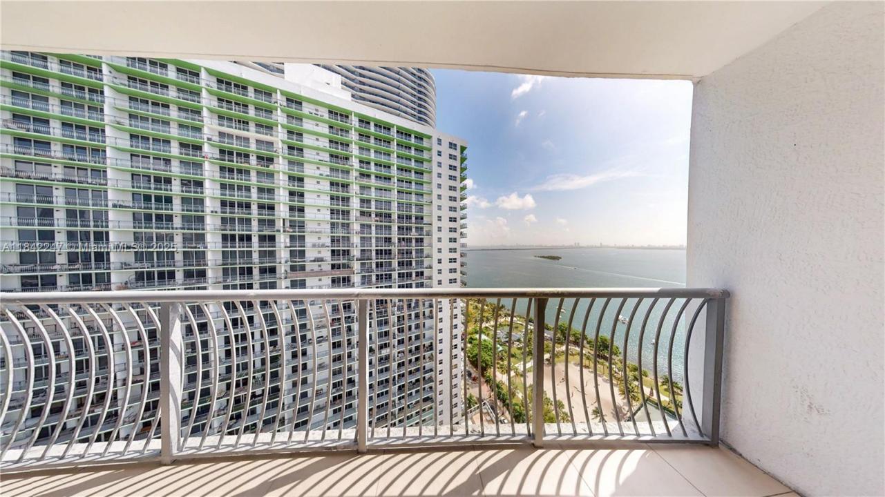 1750 N Bayshore Dr 2803, Miami, Florida 33132, Estados Unidos