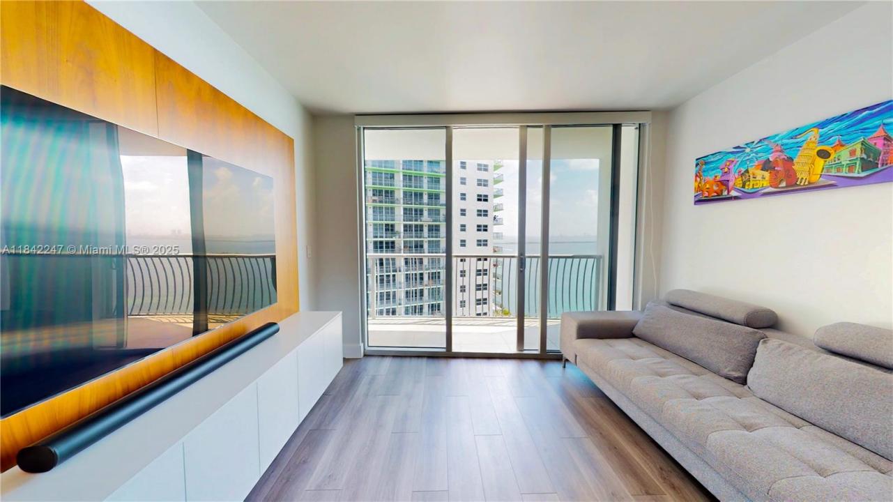 1750 N Bayshore Dr 2803, Miami, Florida 33132, Estados Unidos