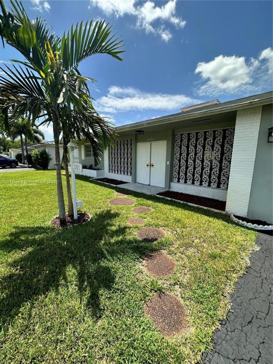 5300 Madison St, Hollywood, Florida 33021