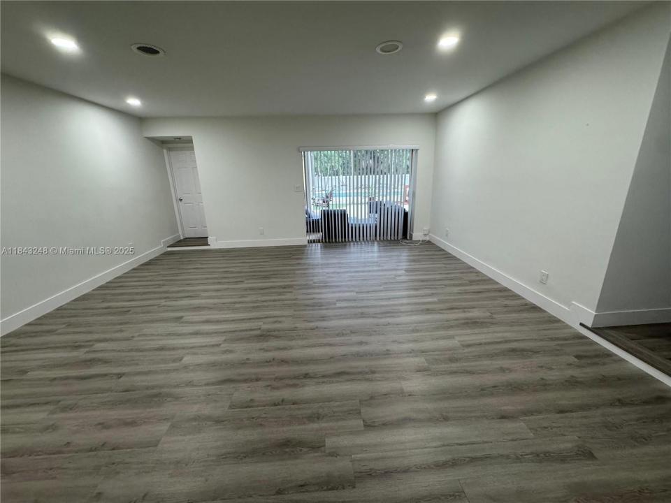 5300 Madison St, Hollywood, Florida 33021