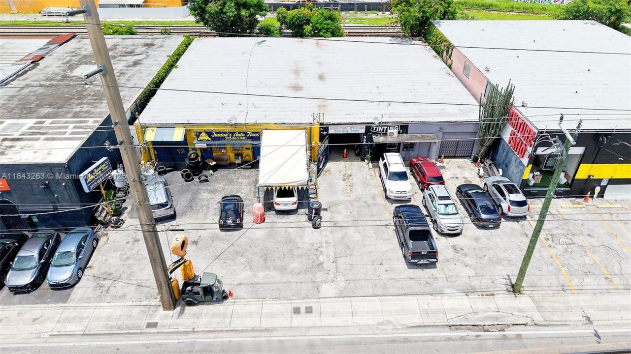 343 W 21st St, Hialeah, Floride 33010, États-Unis