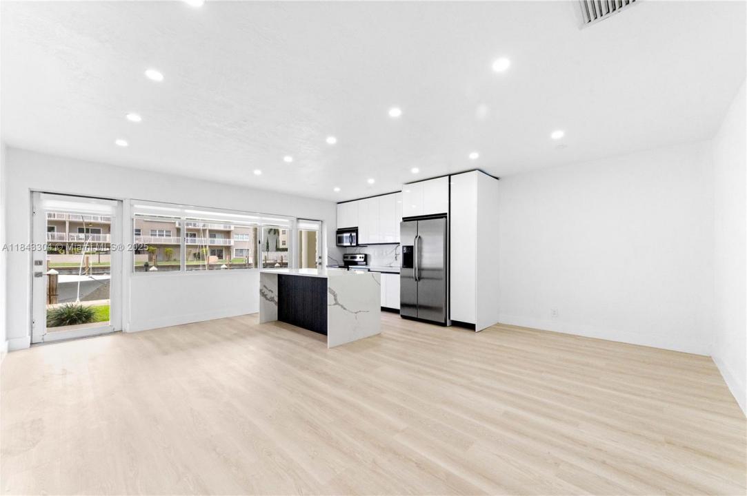 2881 NE 32nd St 115, Fort Lauderdale, Флорида 33306, Соединенные Штаты