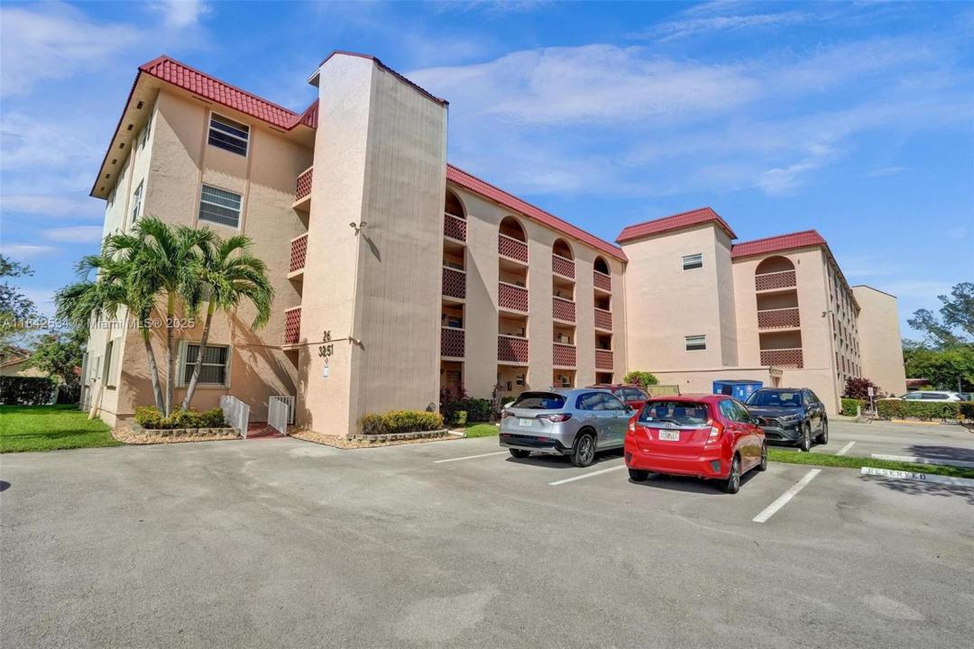 3251 Holiday Springs Blvd 401, Margate, Florida 33063, Estados Unidos