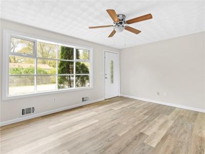 4 Ellsworth Street, Warwick, Rhode Island 02886, Estados Unidos