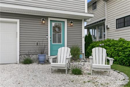 56 Houston Avenue, Newport, RI 02840, USA