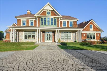 127 Cliff Drive, Narragansett, RI 02882, USA