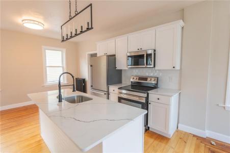 71 Wabun Avenue, Providence, RI 02908, USA