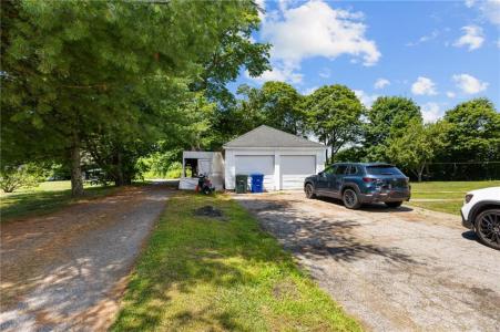 40 Pleasant Street, Westerly, Rhode Island 02891
