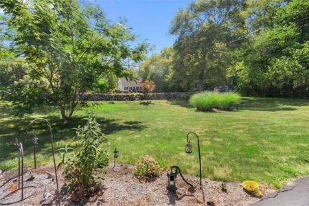 367 Pine Hill Road, Sterling, Connecticut 06377, USA