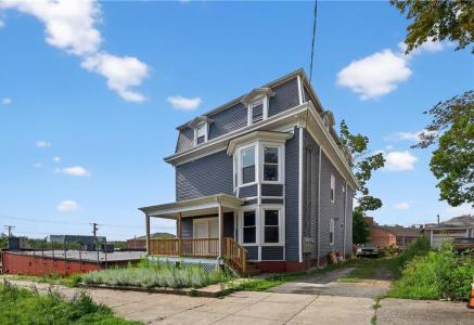 14 Duncan Avenue, Providence, RI 02906, USA
