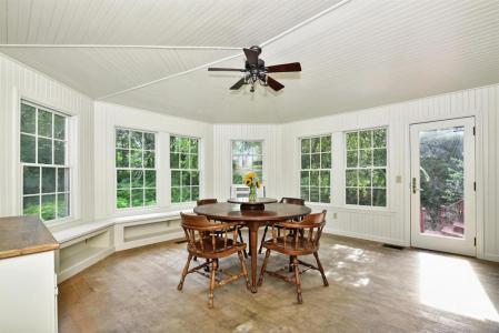 50 Roberts Way, North Kingstown, Rhode Island 02852