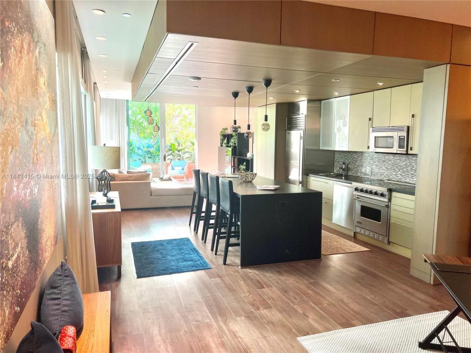 1700 Meridian Ave 206, Miami Beach, Florida 33139, Stati Uniti