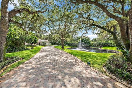 2330 Seven Oaks Lane, Palm Beach Gardens, Florida 33410, Amerika Birleşik Devletleri