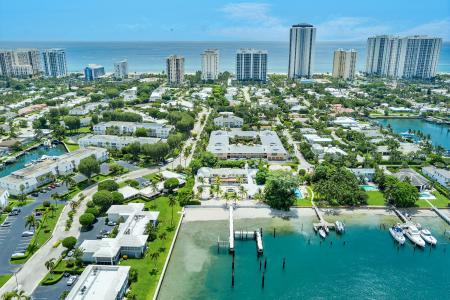 3025 Lake Drive, Singer Island, Florida 33404, Stati Uniti