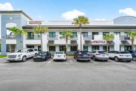 9100 Belvedere Road 102, Royal Palm Beach, Florida 33411