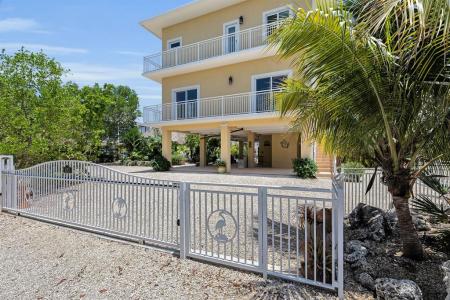 830 Egret Ln, Key Largo, Florida 33037, USA