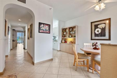 7623 Southampton Ter 204, Tamarac, Florida 33321, USA