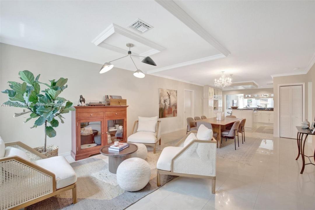 317 NE 5th Ct, Dania Beach, Florida 33004
