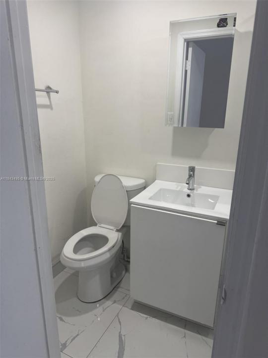 4750 NW 5th St, Miami, Flórida 33126, Estados Unidos