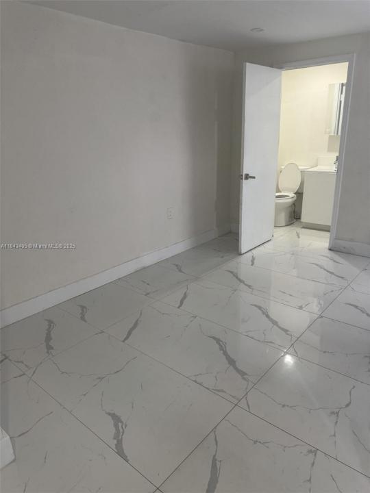 4750 NW 5th St, Miami, Flórida 33126, Estados Unidos